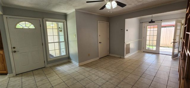 2527 Meandering Trail, Houston, TX 77339