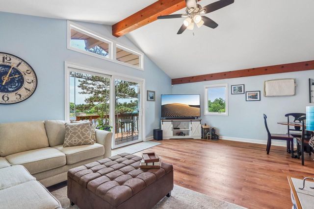 131 Riverside DRIVE, Waterford, WI 53185