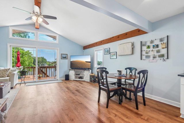 131 Riverside DRIVE, Waterford, WI 53185