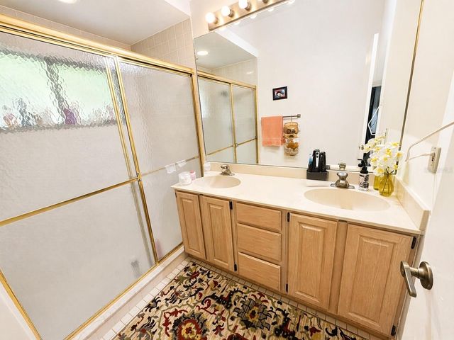 11529 PUMPKIN SEED COURT, Orlando, FL 32821