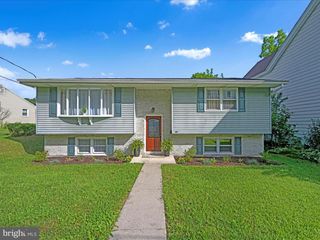 48 ASH ST, Cressona, PA 17929