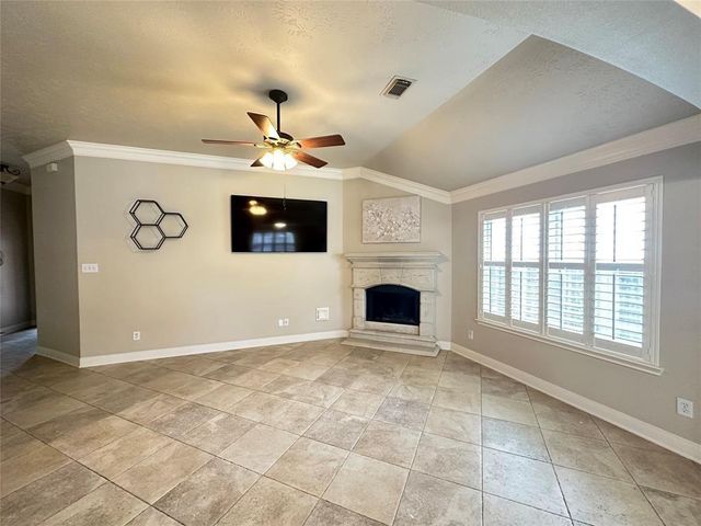 1526 Waterside Village Drive, Richmond, TX 77407
