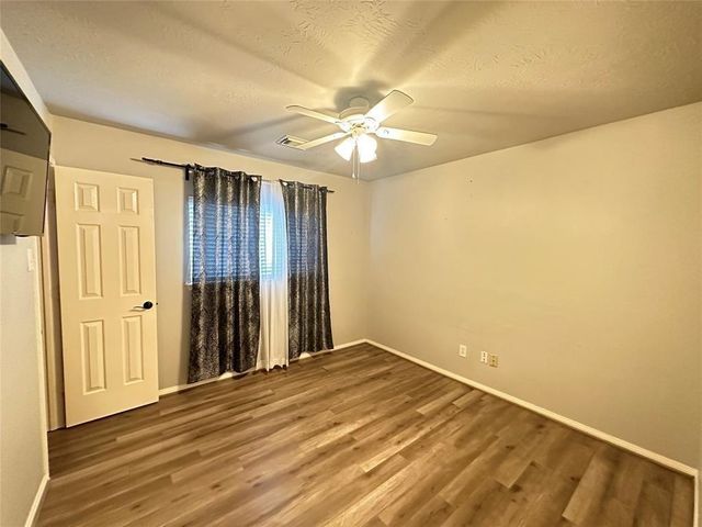 1526 Waterside Village Drive, Richmond, TX 77407