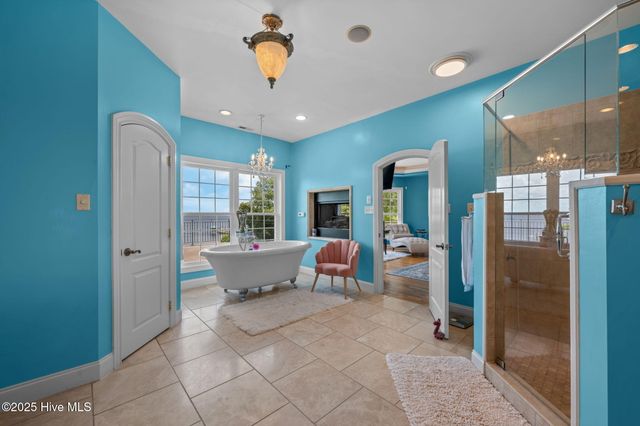 216 Drake Landing, New Bern, NC 28560