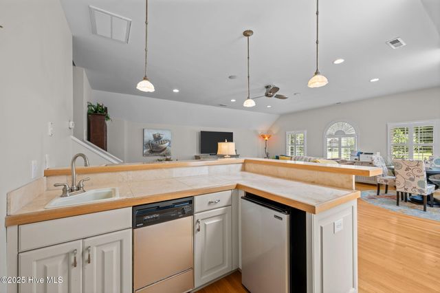 216 Drake Landing, New Bern, NC 28560