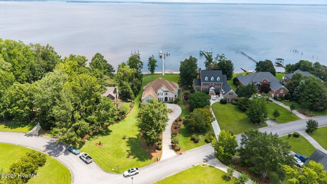 216 Drake Landing, New Bern, NC 28560