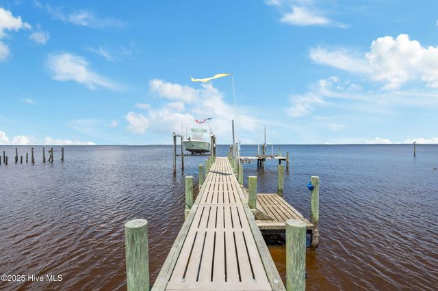 216 Drake Landing, New Bern, NC 28560