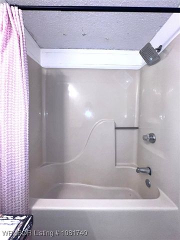 2015 Woodwind Way, Van Buren, AR 72956