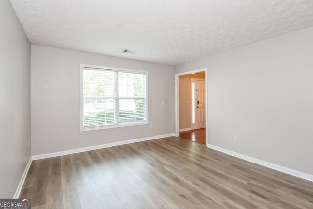 3854 Sagebrush Lane, Snellville, GA 30039