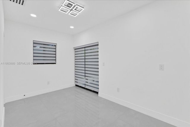19511 NE 18th Place, Miami, FL 33179