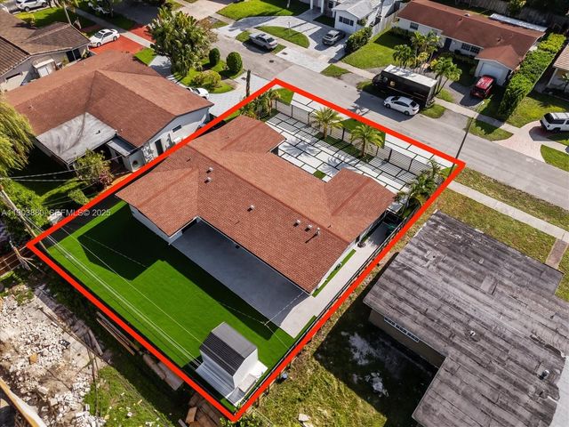 19511 NE 18th Place, Miami, FL 33179