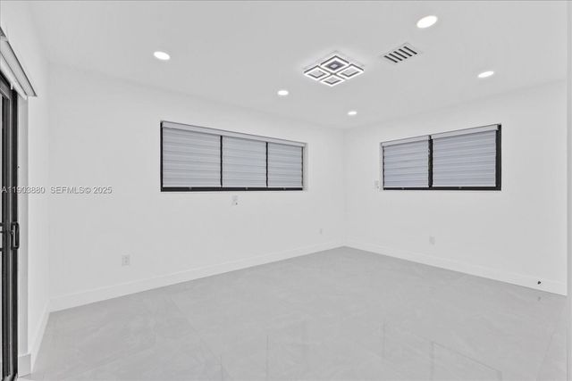 19511 NE 18th Place, Miami, FL 33179