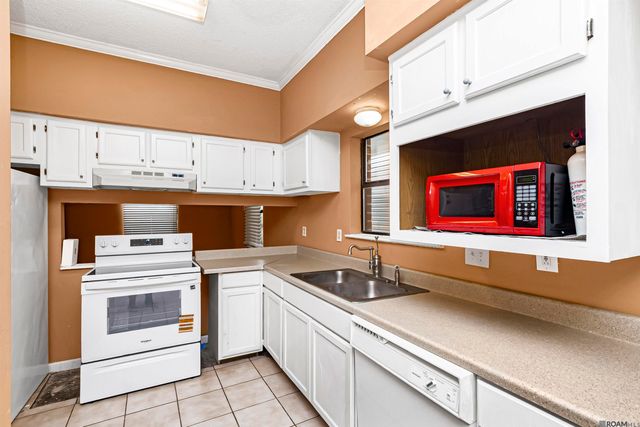 1430 Lila St, Baton Rouge, LA 70820