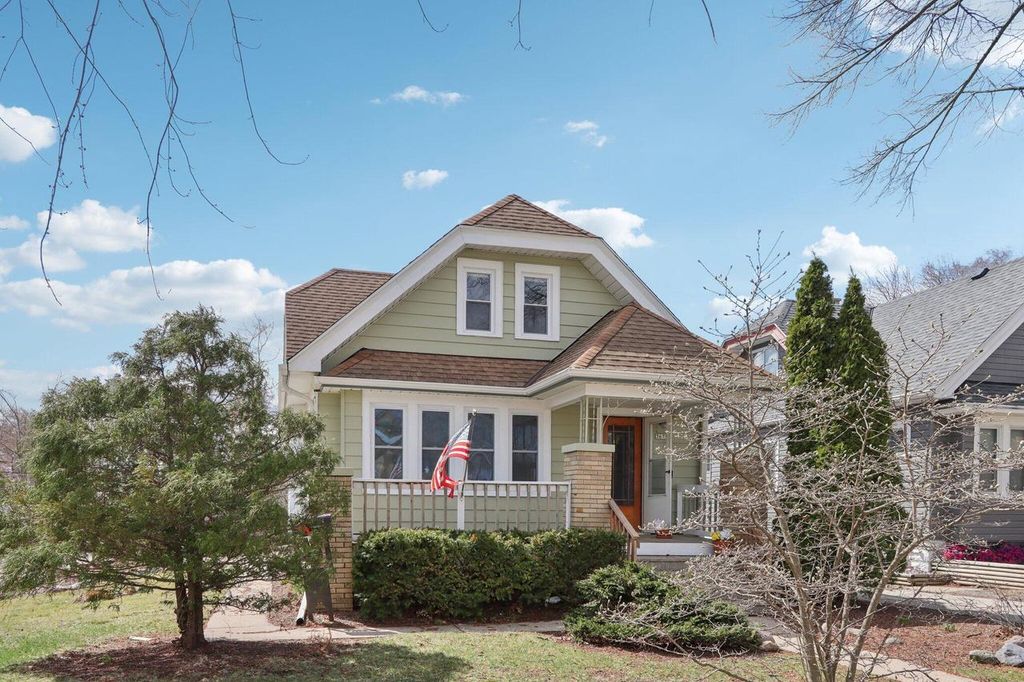 3679 Birchwood AVENUE, Cudahy, WI 53110