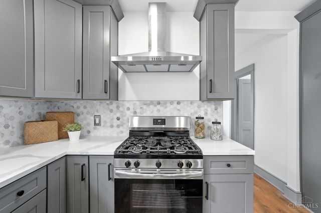 5200 Whetsel Avenue, Cincinnati, OH 45227