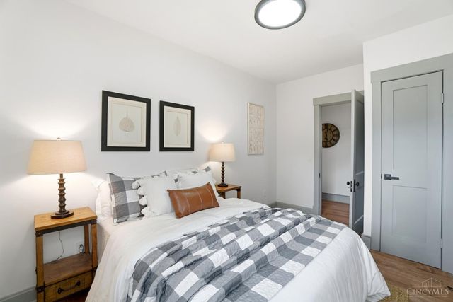 5200 Whetsel Avenue, Cincinnati, OH 45227