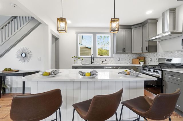 5200 Whetsel Avenue, Cincinnati, OH 45227