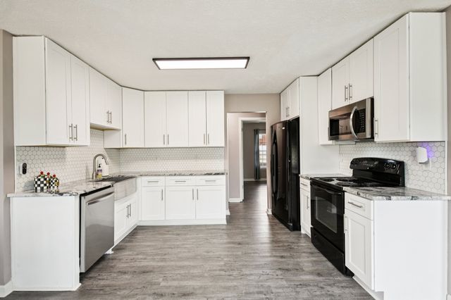 1049 Monticello Pl, Gallatin, TN 37066