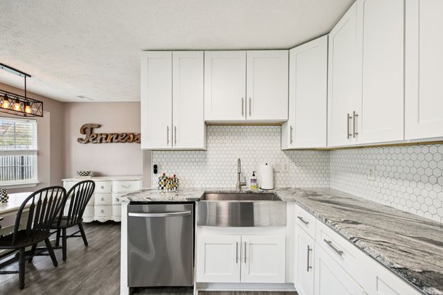 1049 Monticello Pl, Gallatin, TN 37066