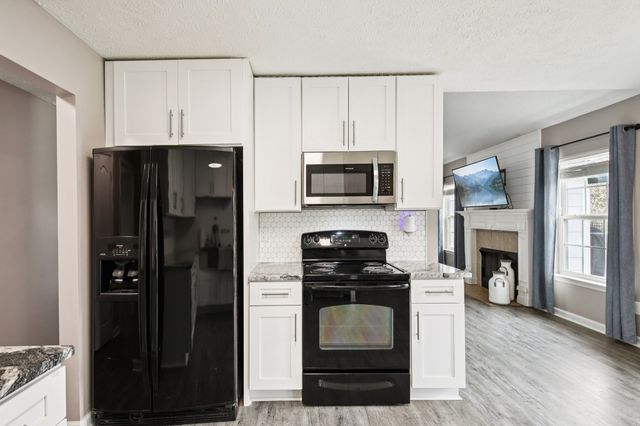 1049 Monticello Pl, Gallatin, TN 37066