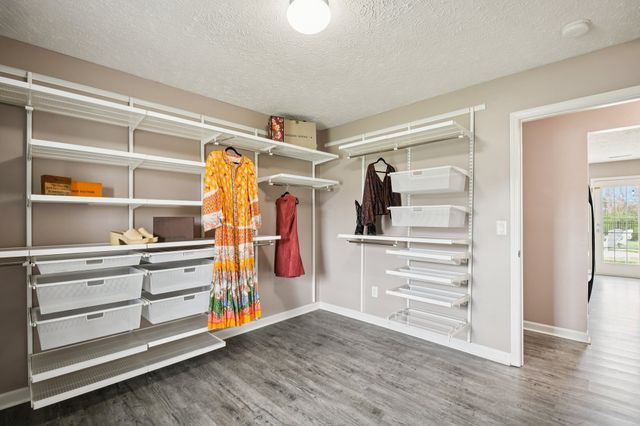 1049 Monticello Pl, Gallatin, TN 37066