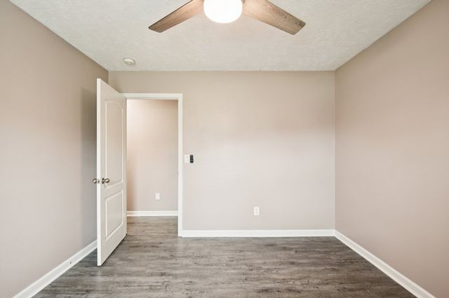 1049 Monticello Pl, Gallatin, TN 37066