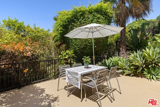 1523 Murray Drive, Los Angeles, CA 90026