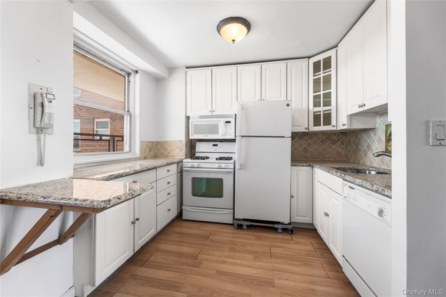 5800 Arlington Avenue 7L, Bronx, NY 10471