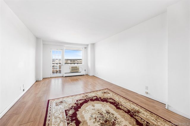 5800 Arlington Avenue 7L, Bronx, NY 10471