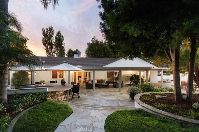 19122 Barrett Lane, North Tustin, CA 92705