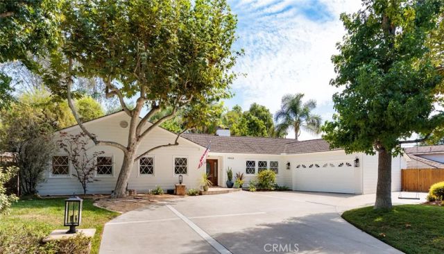 19122 Barrett Lane, North Tustin, CA 92705