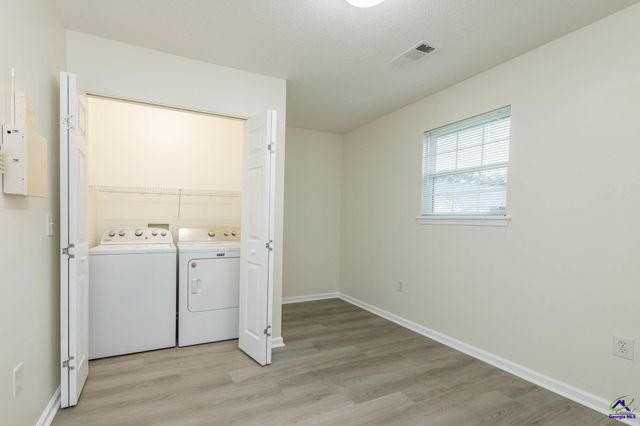 605 Deerfield Circle, Warner Robins, GA 31088