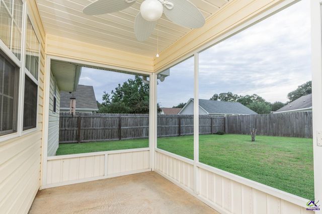 605 Deerfield Circle, Warner Robins, GA 31088