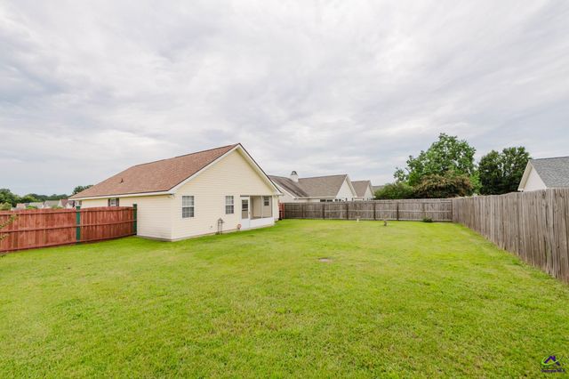 605 Deerfield Circle, Warner Robins, GA 31088