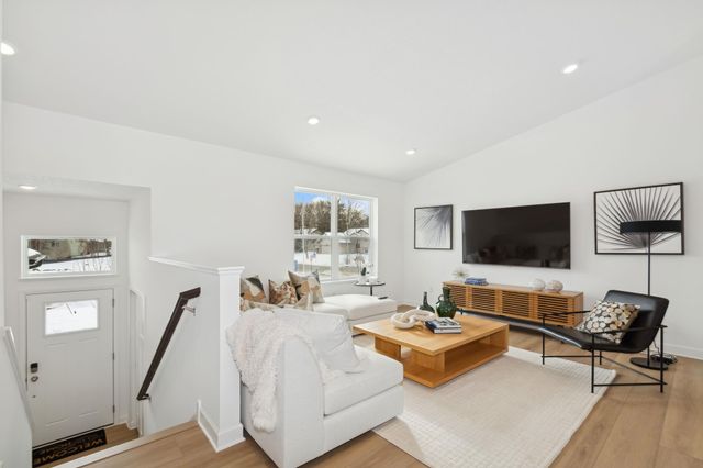 1829 Lincoln Avenue, Saint Paul Park, MN 55016
