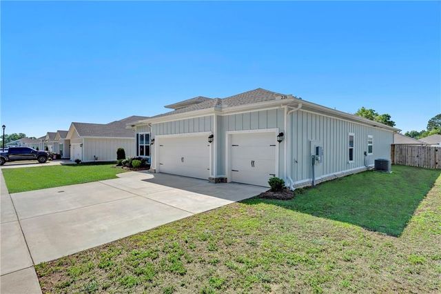 226 Bronze Street, Fairhope, AL 36532