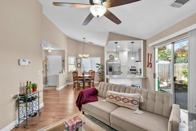 153 Bridlewood Ct, Vallejo, CA 94591