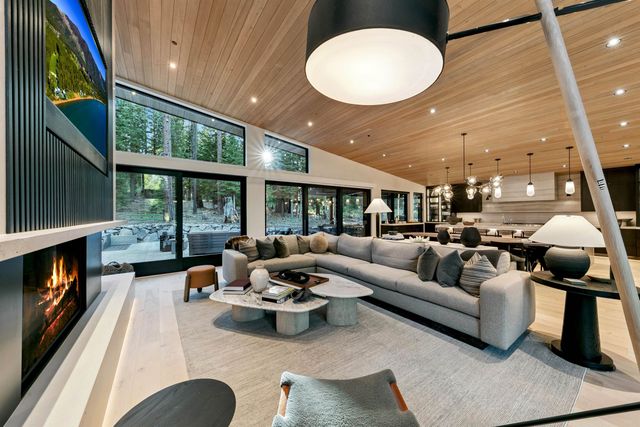 12232 Pete Alvertson Drive, Truckee, CA 96161