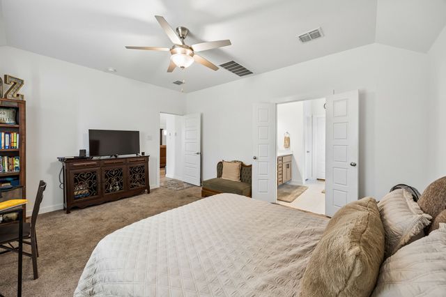 2404 Ponca Drive, Fort Worth, TX 76179