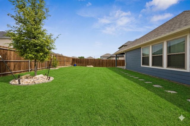 2404 Ponca Drive, Fort Worth, TX 76179