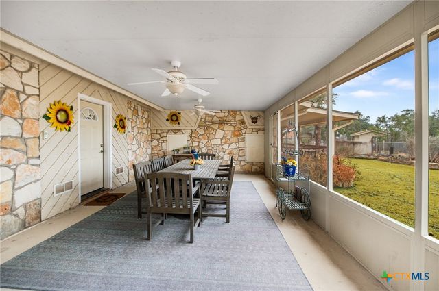 1130 Crossbow Drive, Canyon Lake, TX 78133