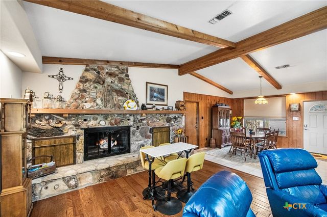 1130 Crossbow Drive, Canyon Lake, TX 78133