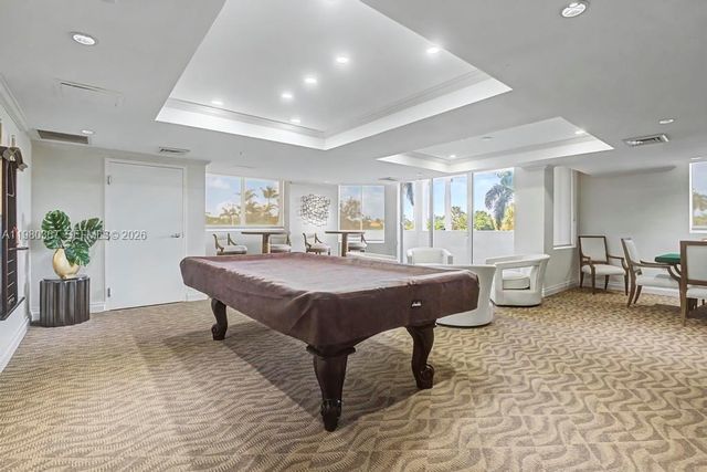 2001 N Ocean Blvd, Fort Lauderdale, FL 33305