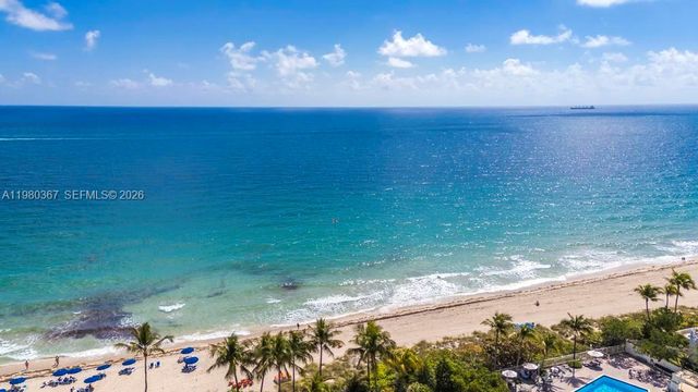 2001 N Ocean Blvd, Fort Lauderdale, FL 33305