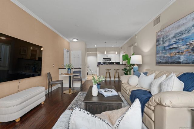 12368 Carmel Country Rd 103, San Diego, CA 92130