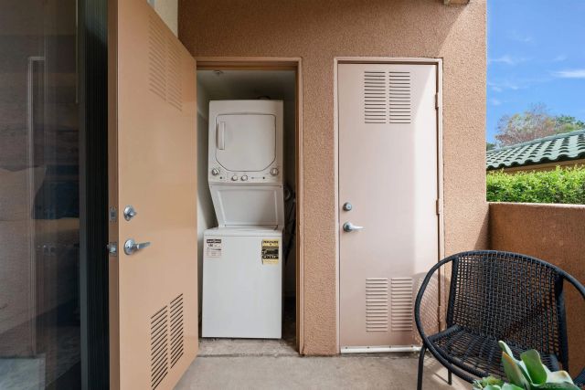 12368 Carmel Country Rd 103, San Diego, CA 92130