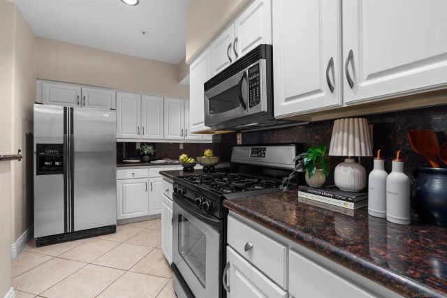 12368 Carmel Country Rd 103, San Diego, CA 92130