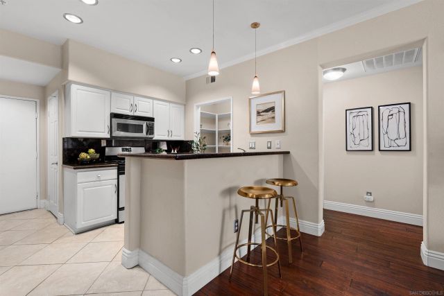 12368 Carmel Country Rd 103, San Diego, CA 92130