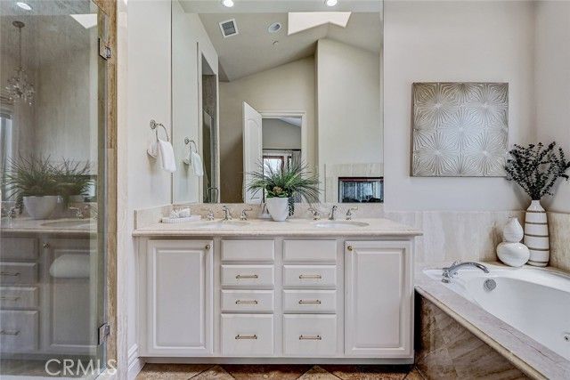 1907 Voorhees, Redondo Beach, CA 90278