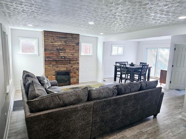 1095 Berkeley Road, Columbus, OH 43206